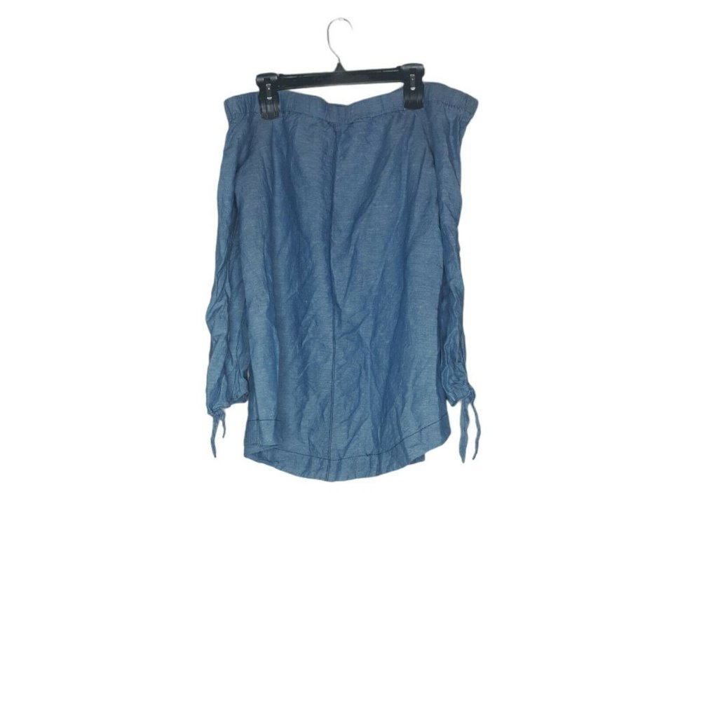 FREE PEOPLE Show Some Shoulder in Chambray Blouse - Picture 10 of 12